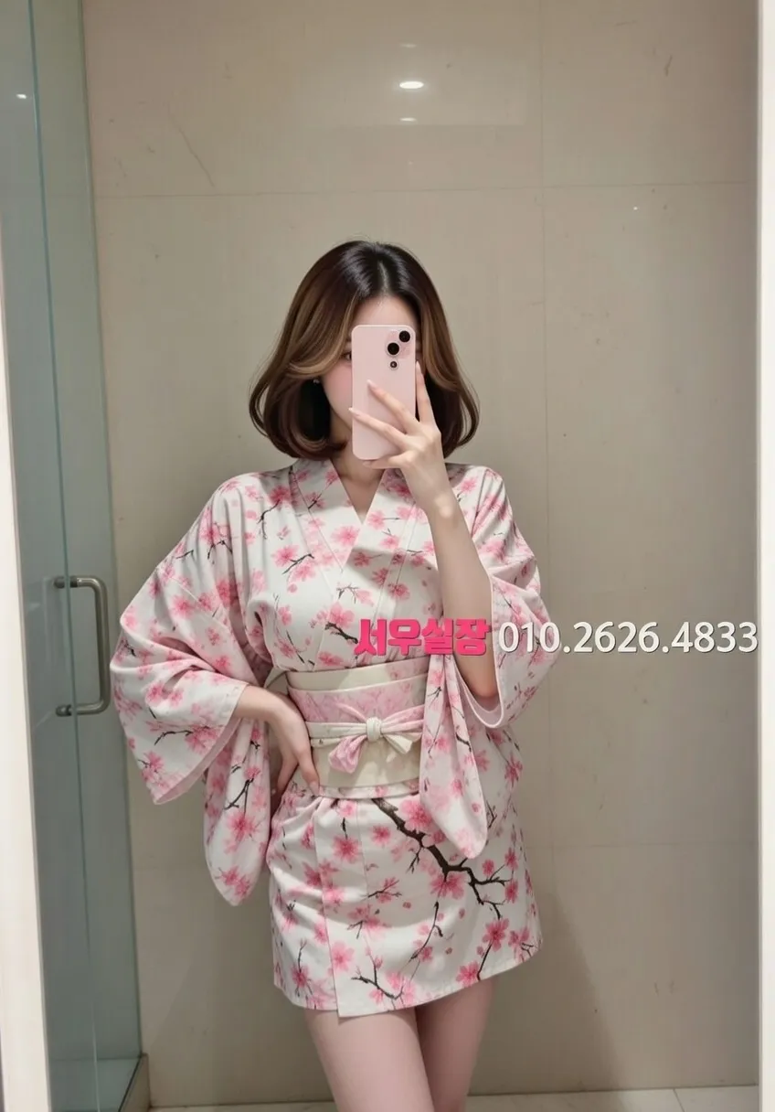 서초 란제리룸 프리미엄 라인업 28번 프로필